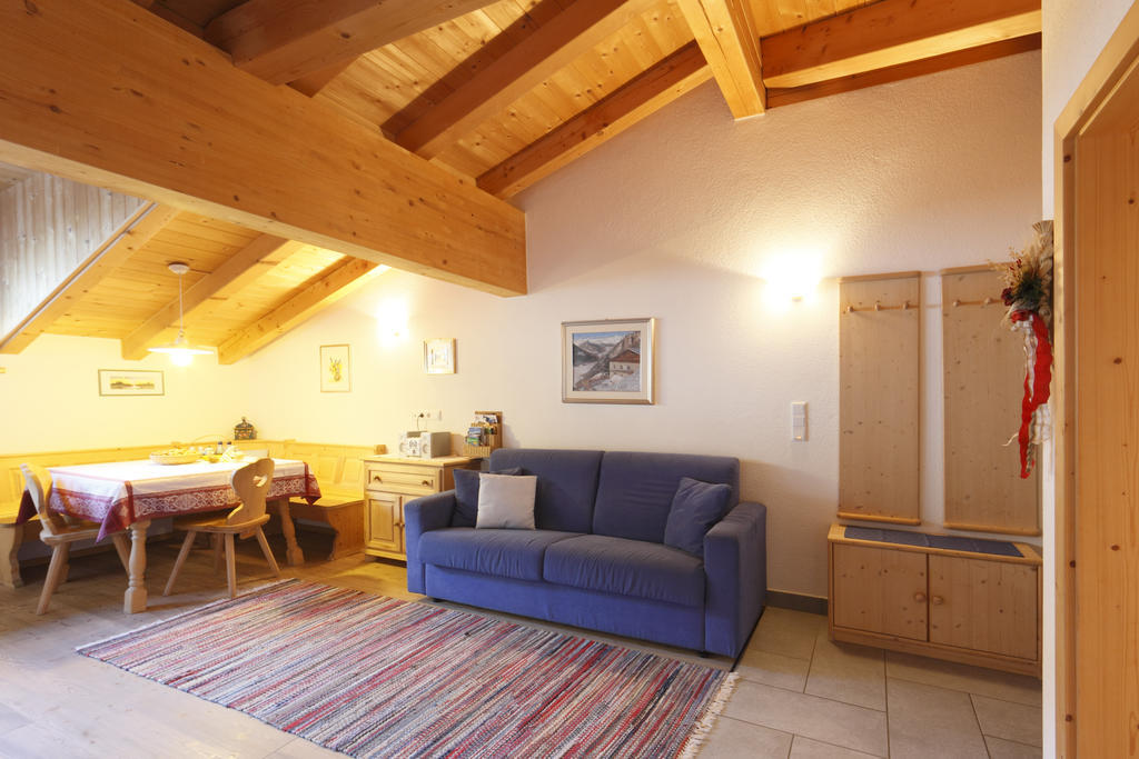 Chalet & Appartement Zingerlehof Trens Campo di Trens Chambre photo