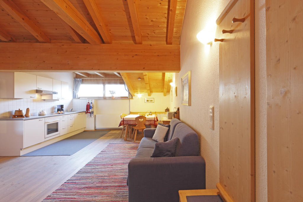 Chalet & Appartement Zingerlehof Trens Campo di Trens Chambre photo